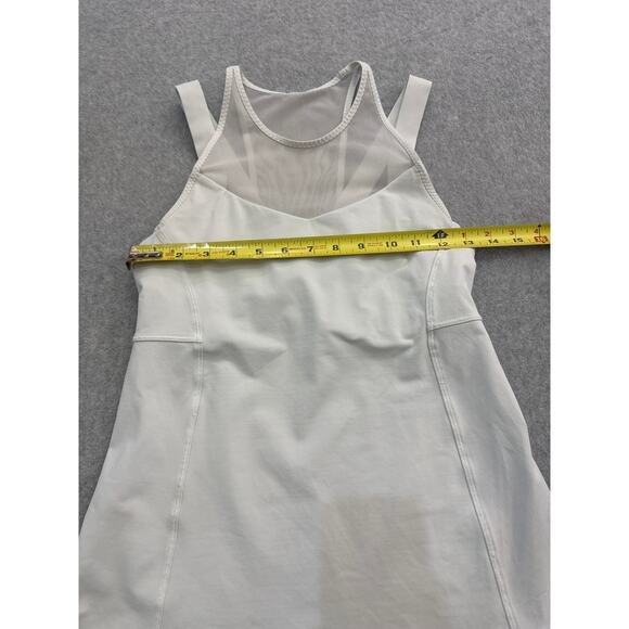 Lululemon White Running in the City Tank  - size 6 - Picture 3 of 9